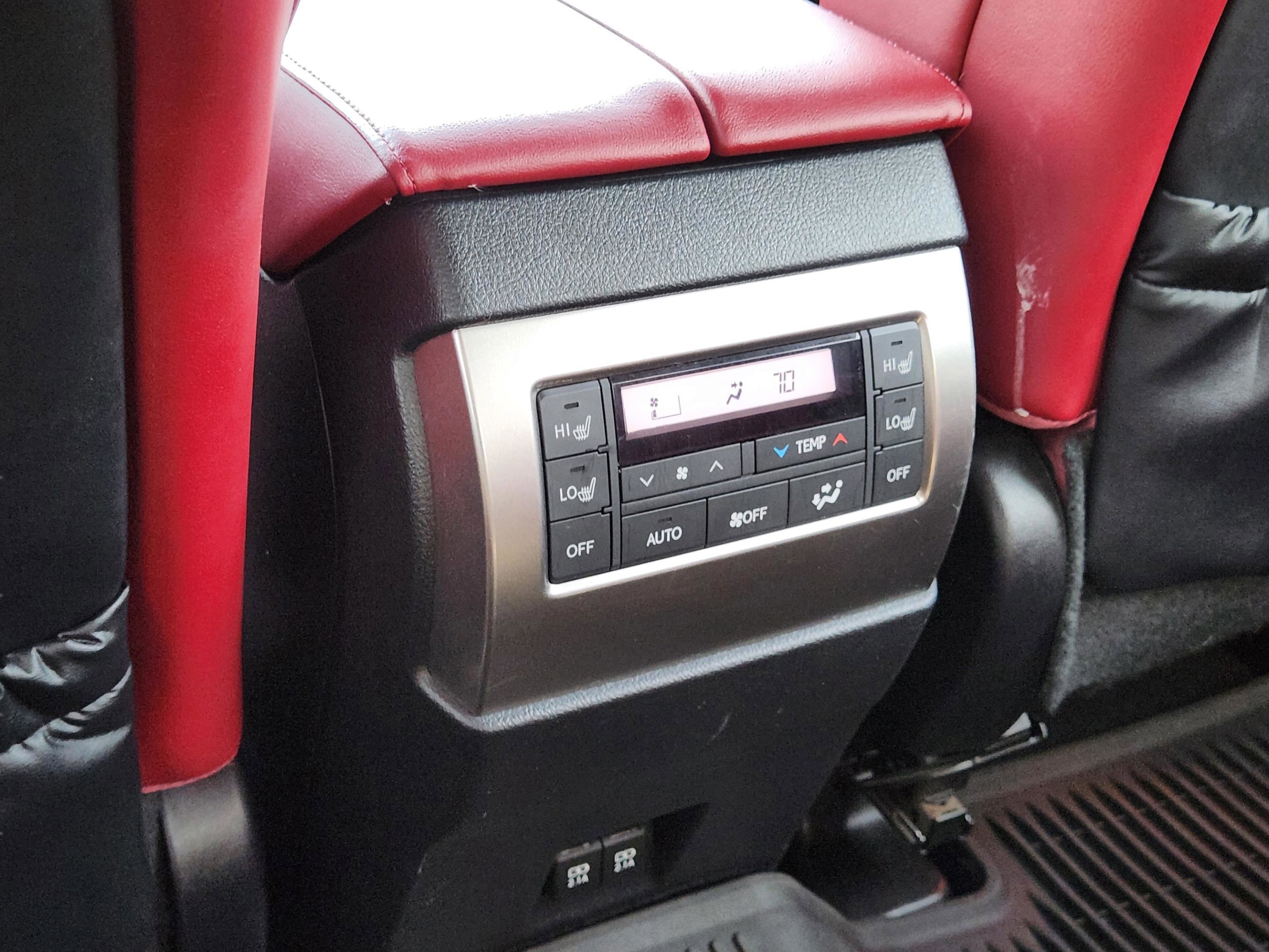 2023 Lexus GX LUXURY - Photo 31