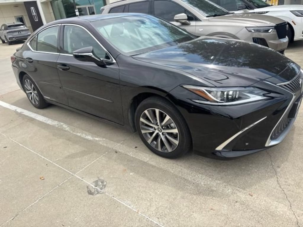 Used 2021 Lexus ES 300h Sedan