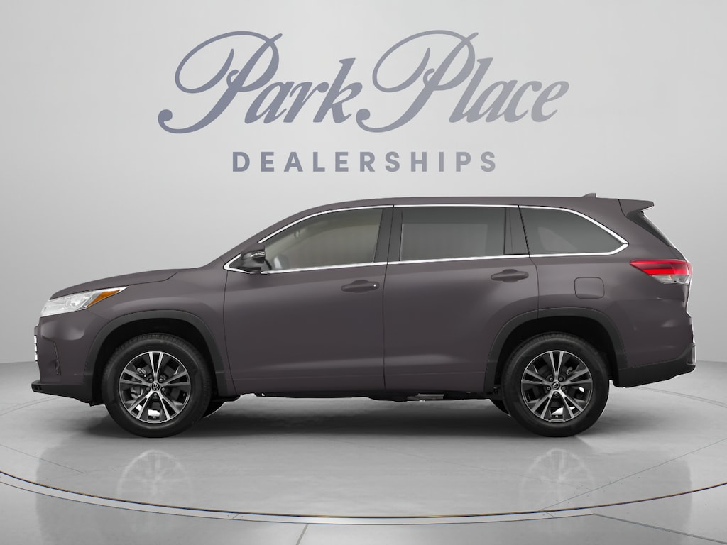 Used 2017 Toyota Highlander XLE SUV