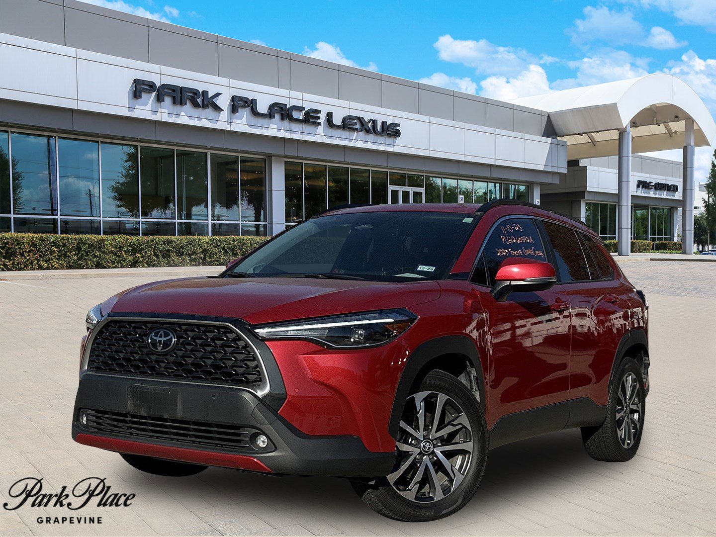 2023 Toyota Corolla Cross XLE's photo