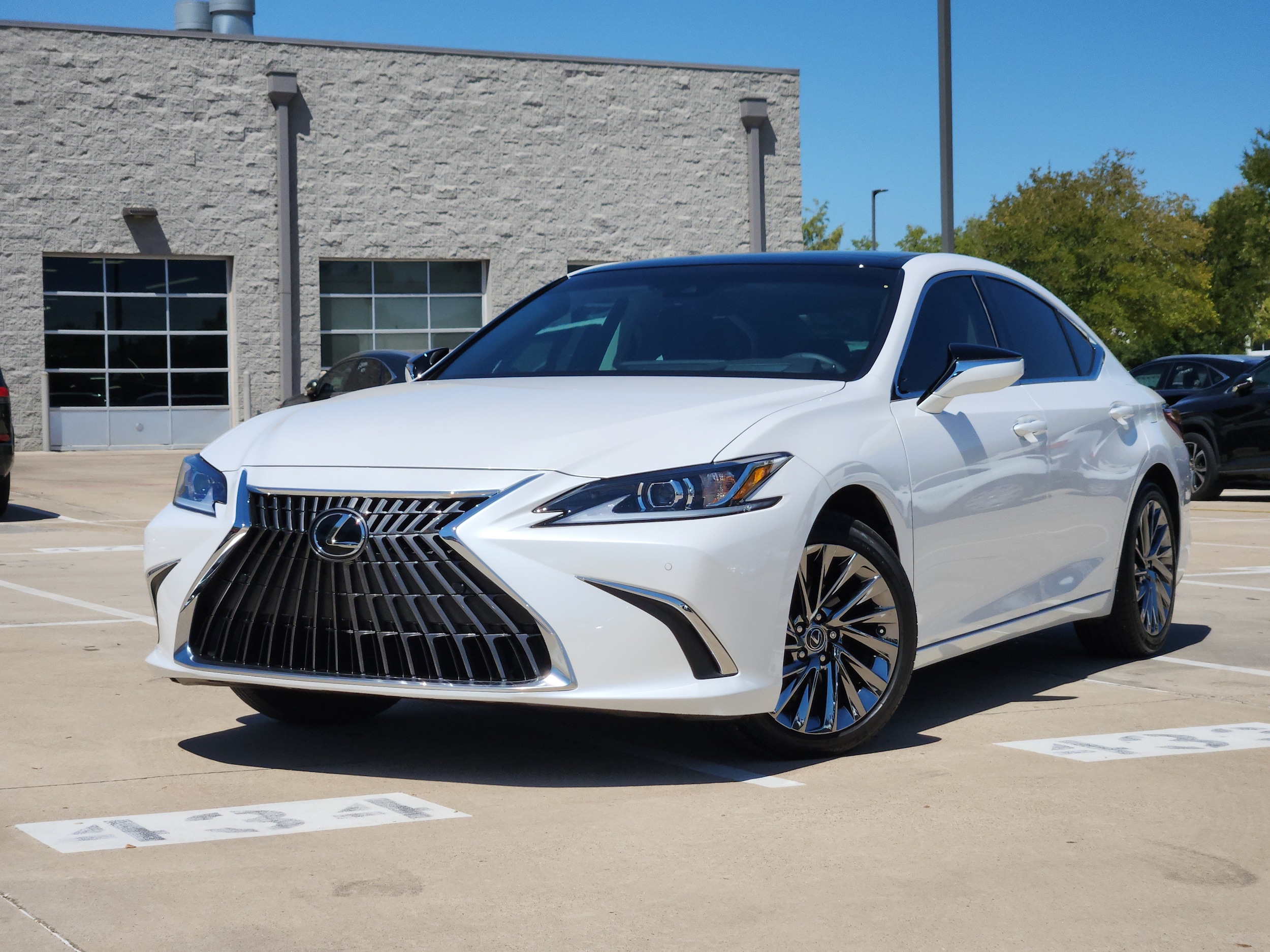 2024 Lexus ES