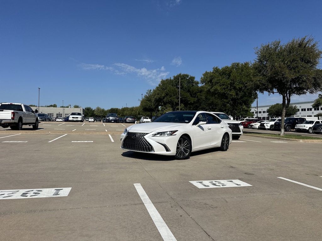 Certified 2023 Lexus ES 350 Sedan