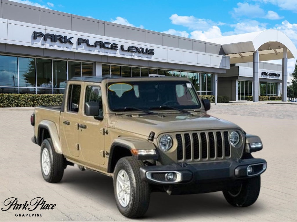 Used 2020 Jeep Gladiator Sport Truck Crew Cab