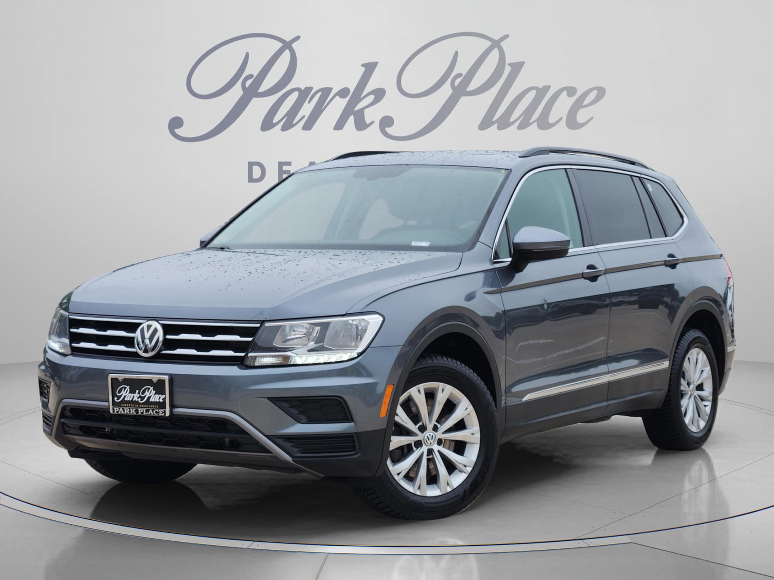 2018 Volkswagen Tiguan 2.0T SE 4Motion's photo
