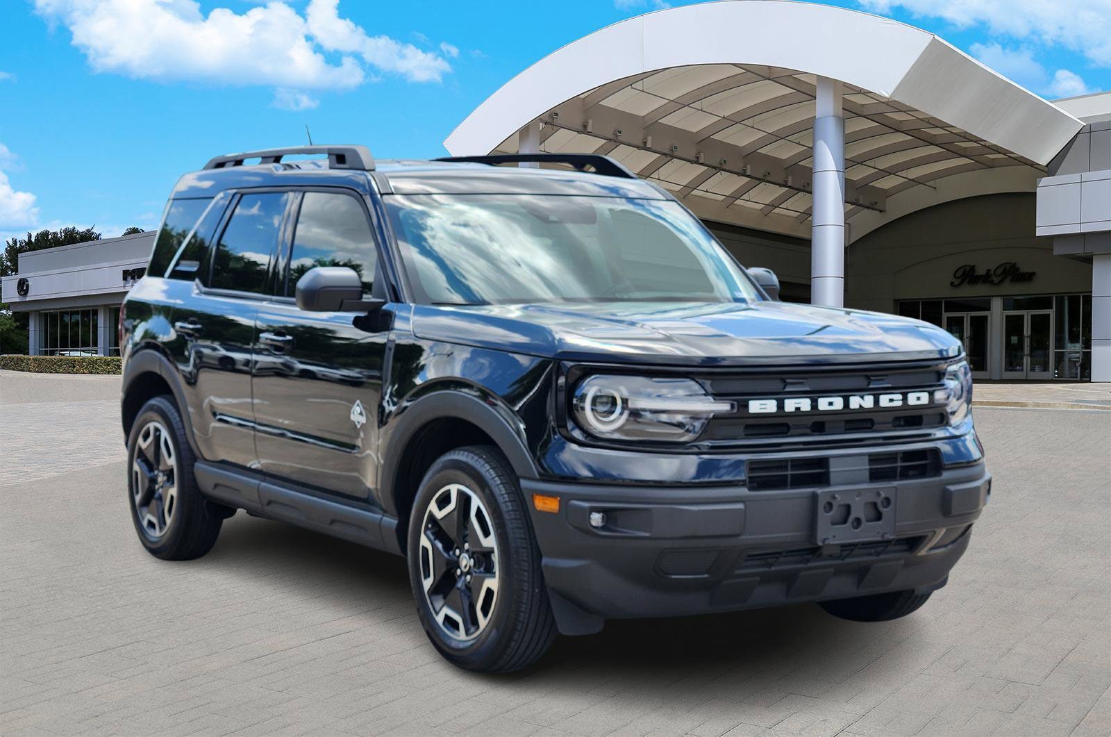 Used 2024 Ford Bronco Sport Outer Banks with VIN 3FMCR9C65RRE81654 for sale in Grapevine, TX