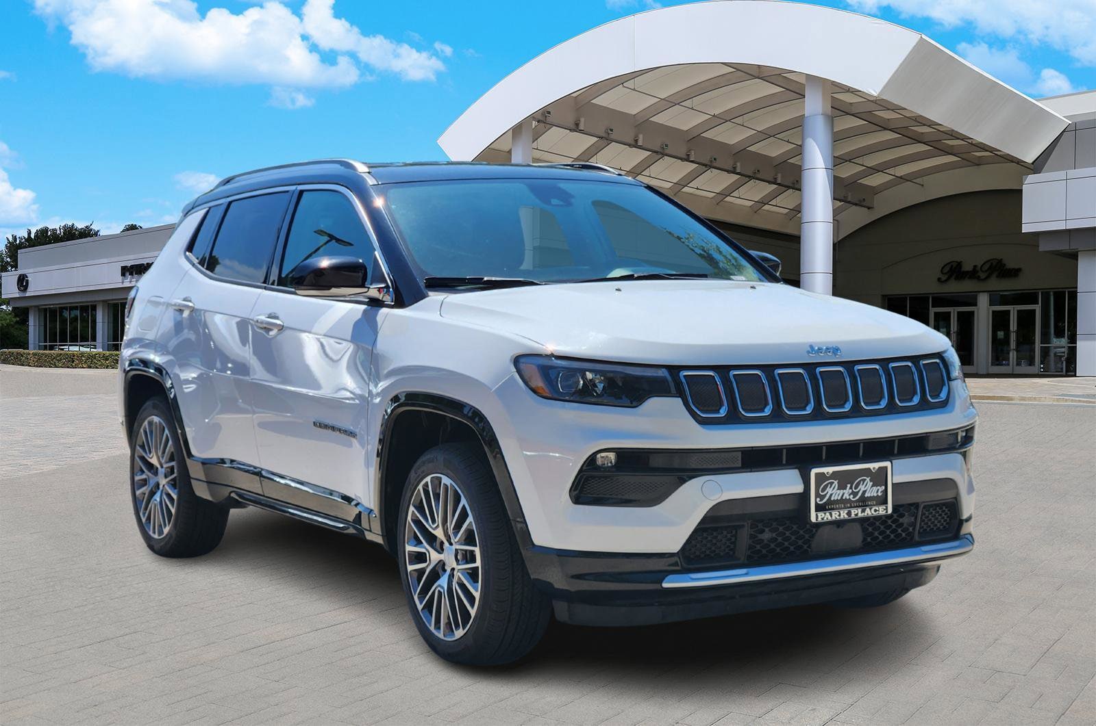 Used 2022 Jeep Compass Limited with VIN 3C4NJDCB3NT123941 for sale in Grapevine, TX