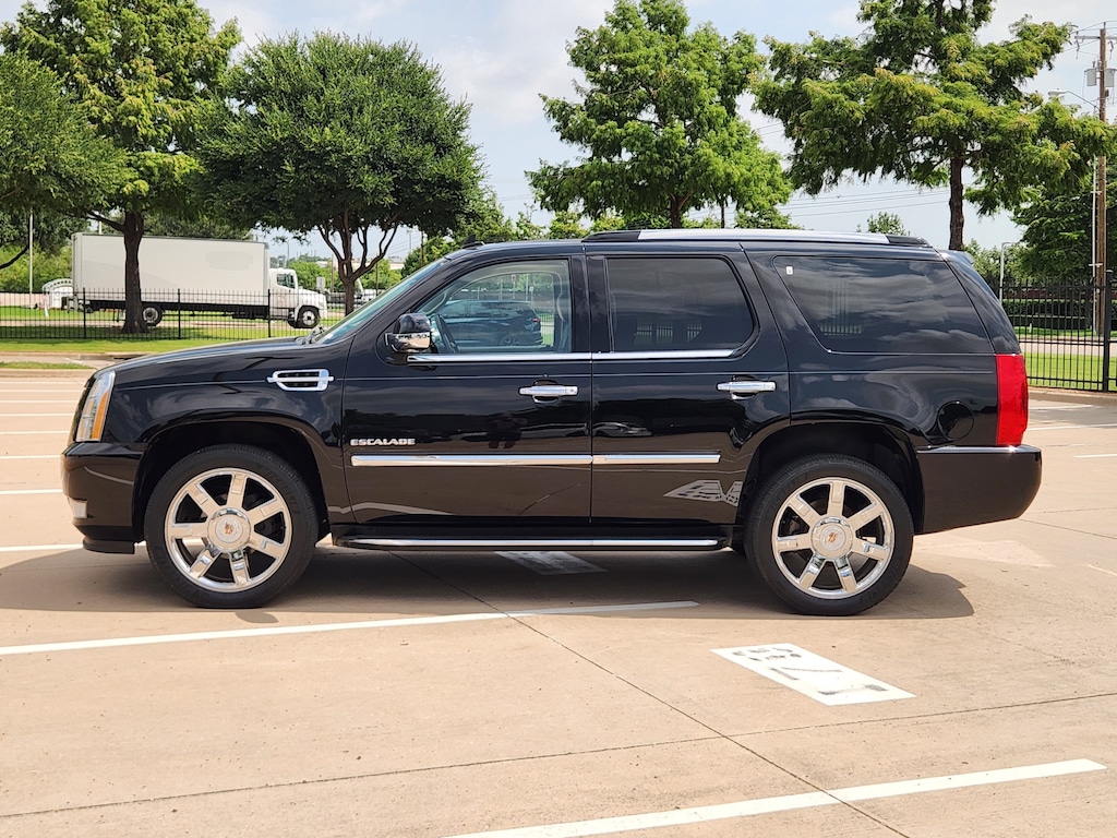 Used 2014 CADILLAC Escalade Luxury SUV