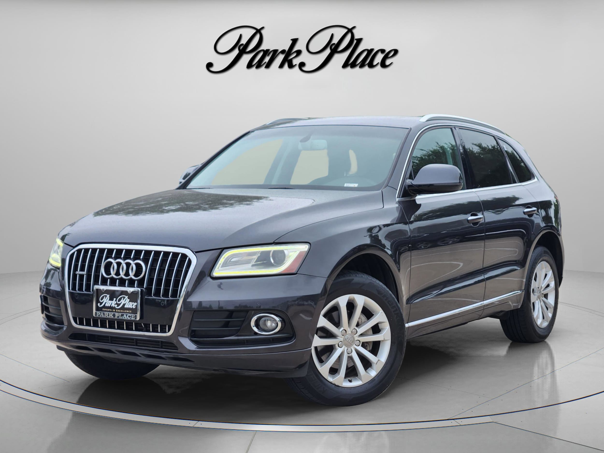 2015 Audi Q5 2.0T quattro tiptronic Premium Plus's photo