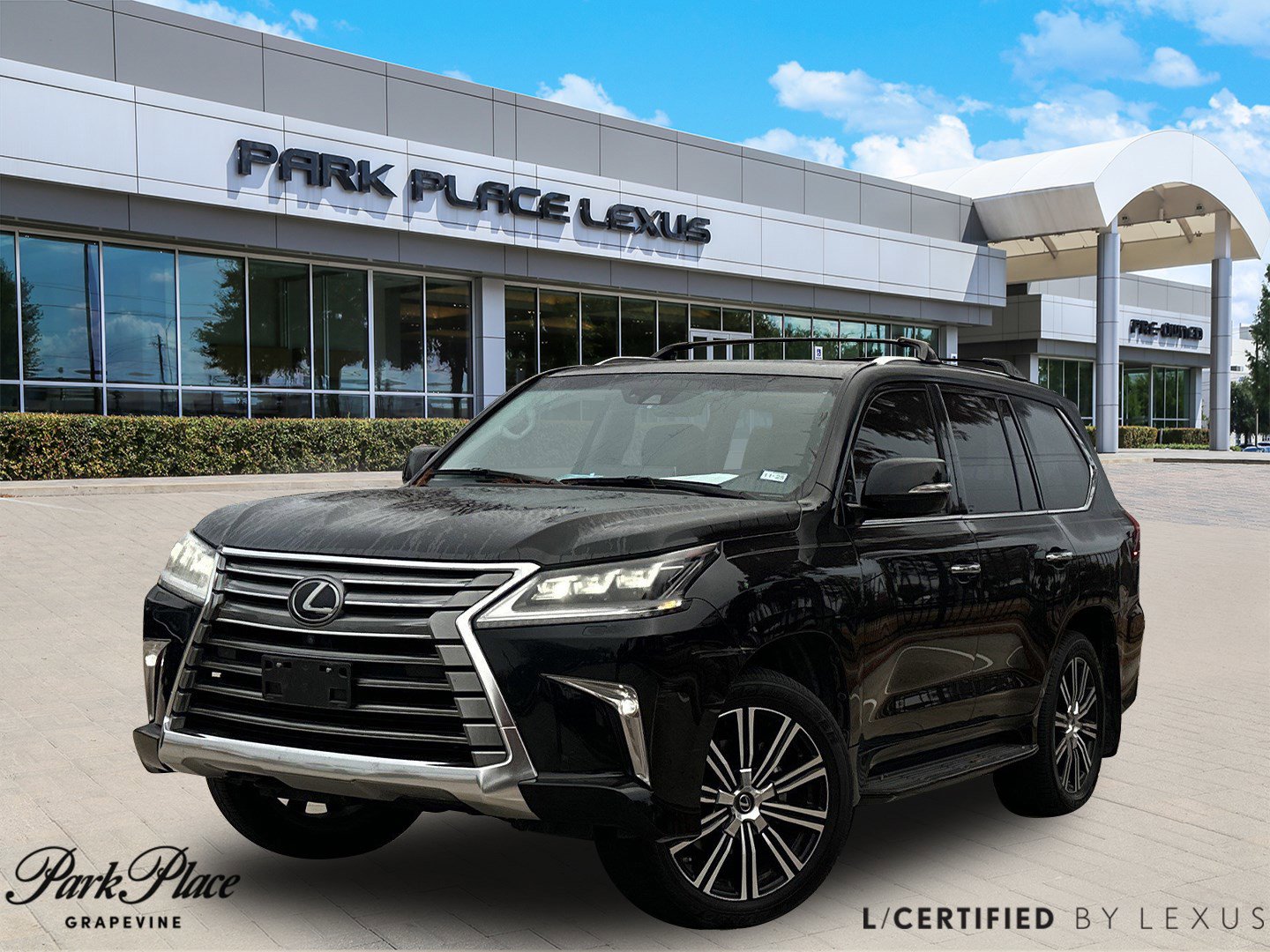 2020 Lexus LX 570's photo
