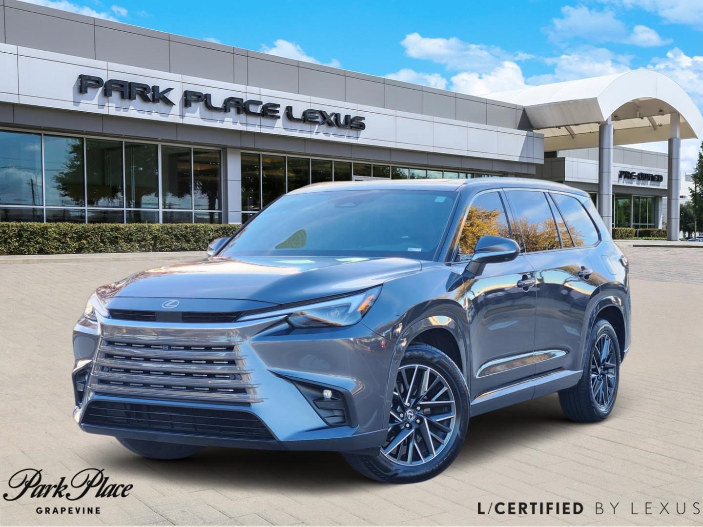 2025 Lexus TX Premium's photo