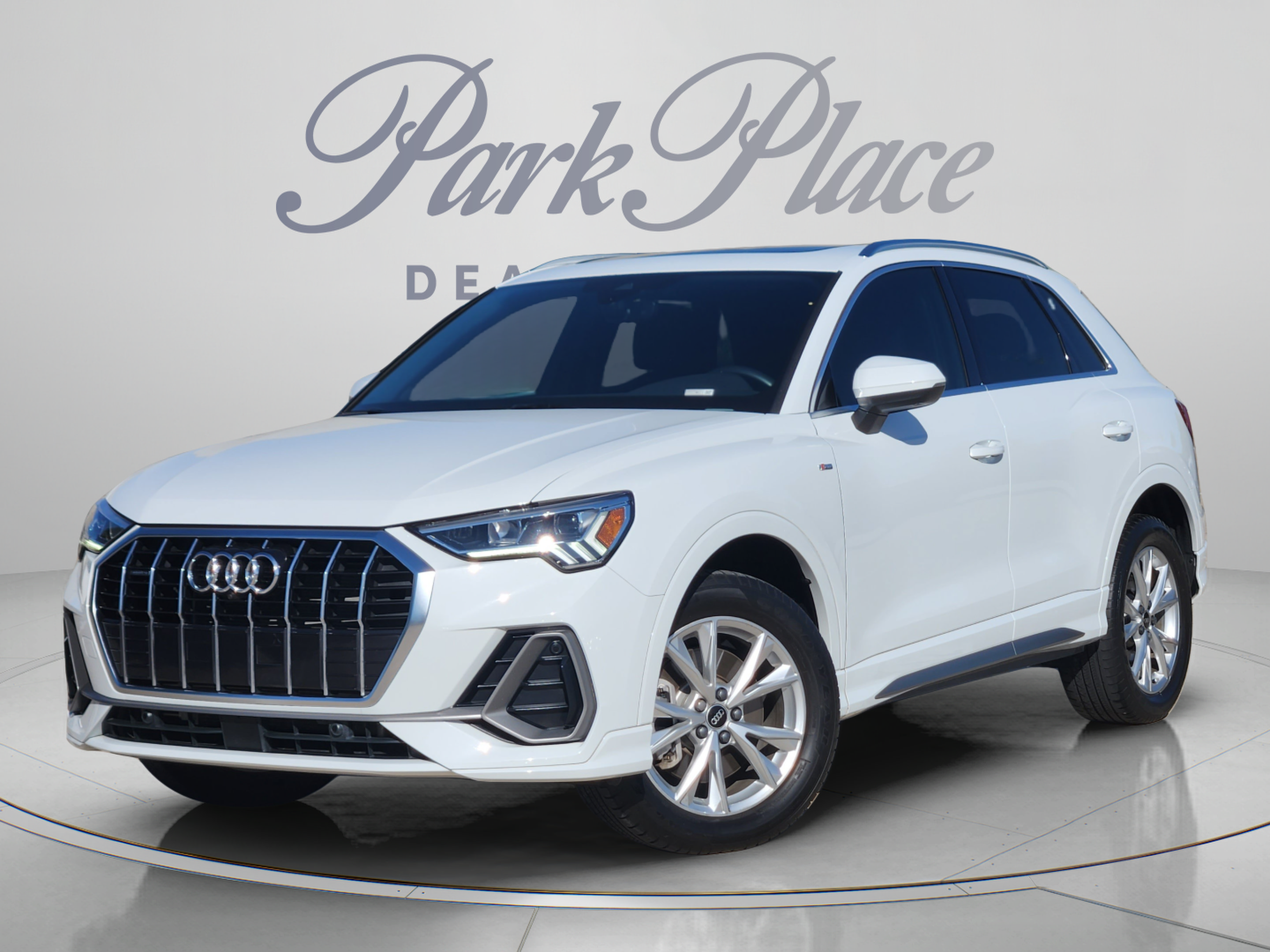  Audi Q3