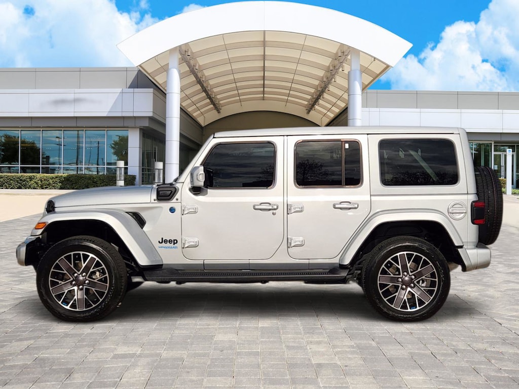 Used 2022 Jeep Wrangler Unlimited Sahara High Altitude 4xe SUV