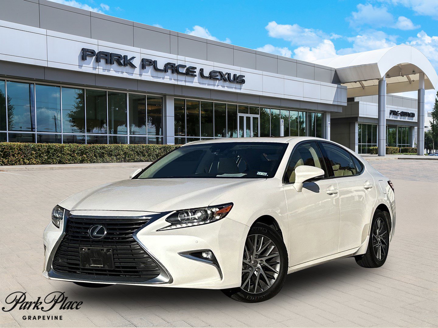 2017 Lexus ES 350's photo