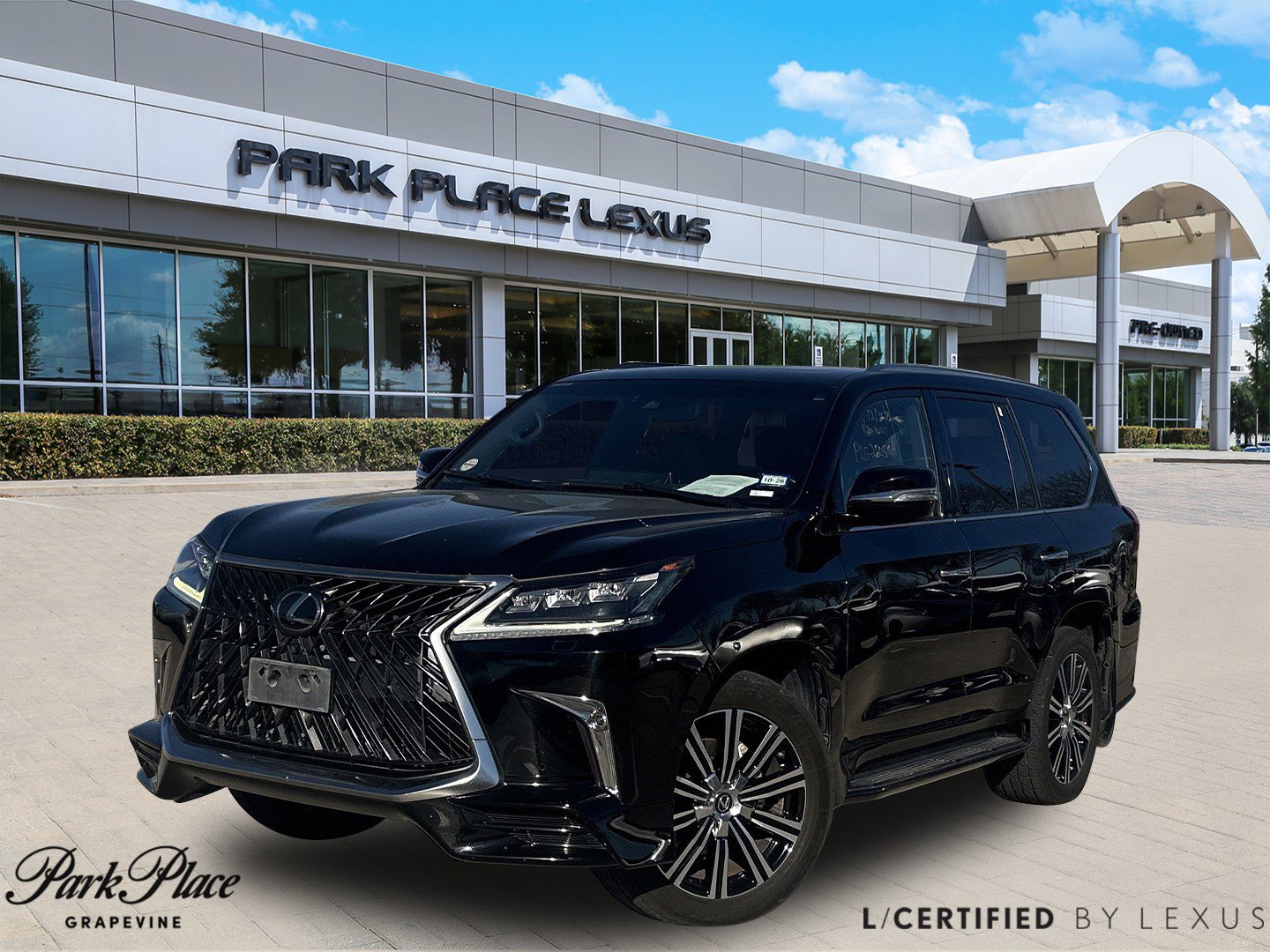 2020 Lexus LX 570's photo