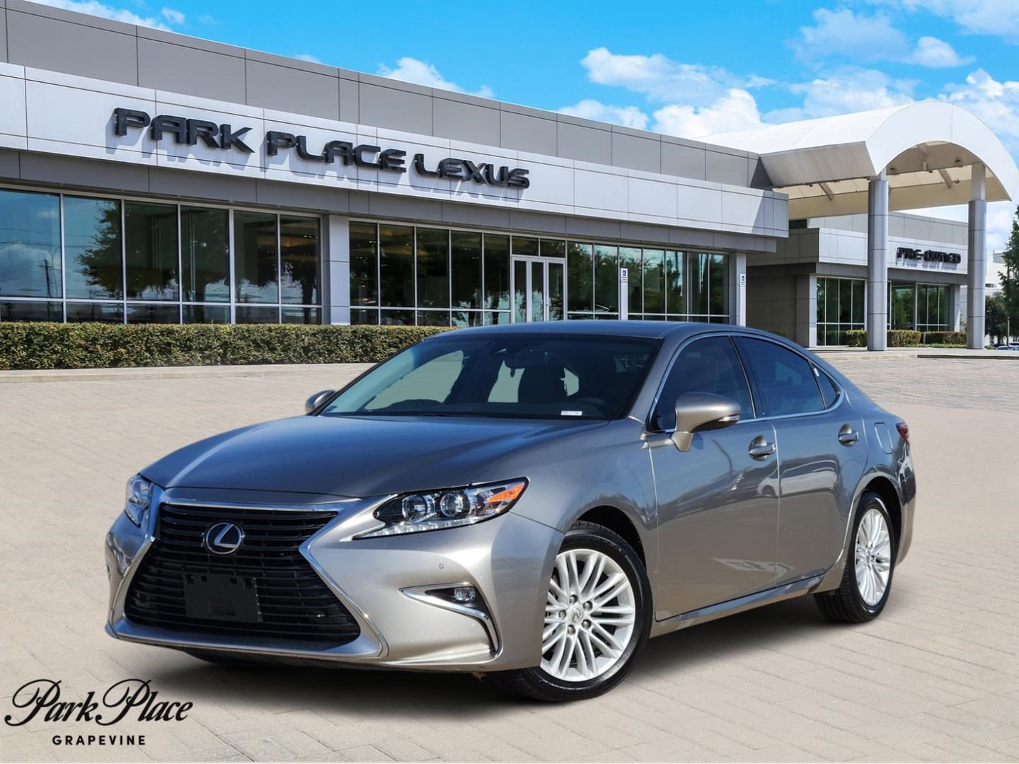 2017 Lexus ES 350's photo