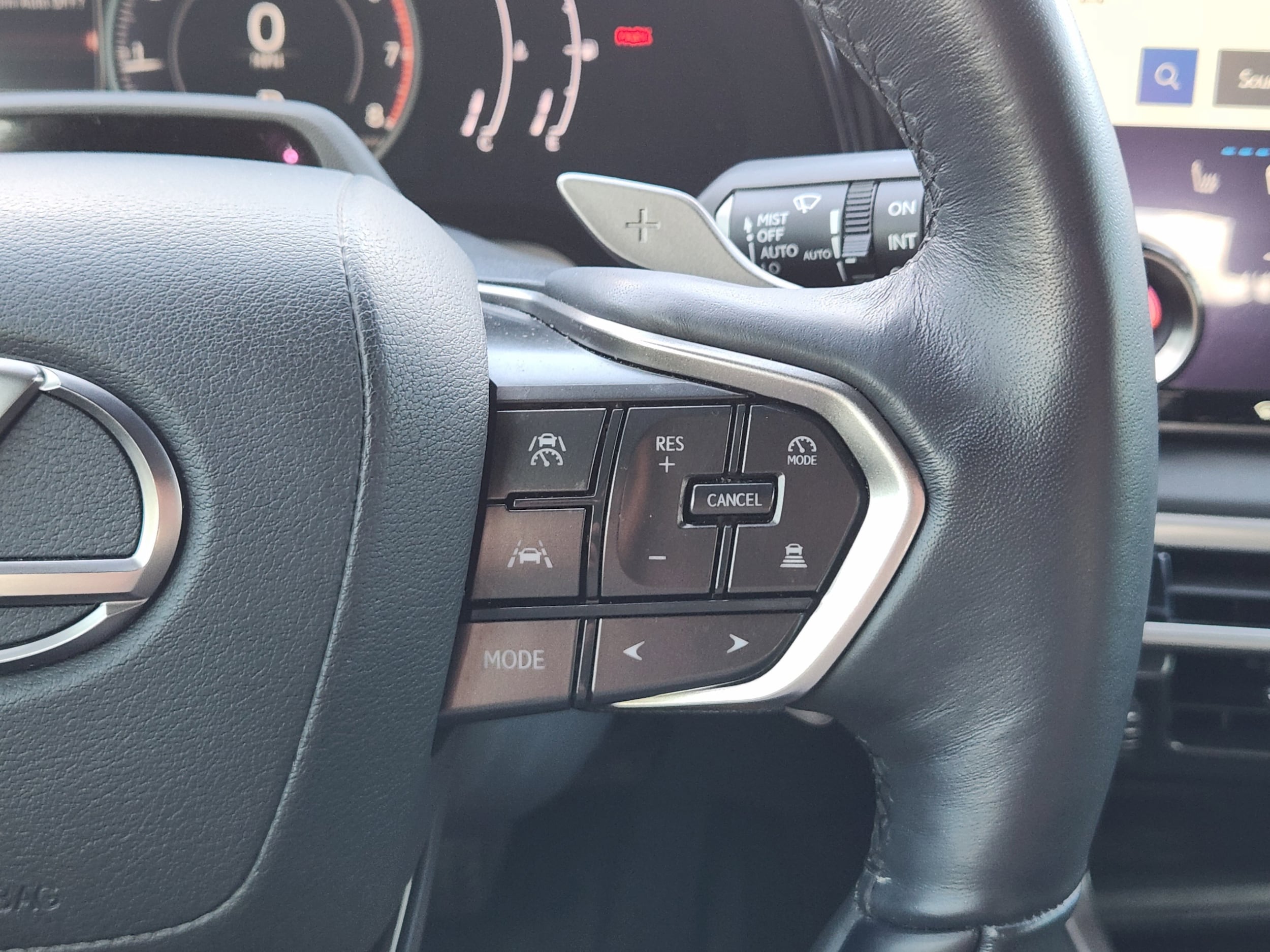 2023 Lexus RX 350 - Photo 16
