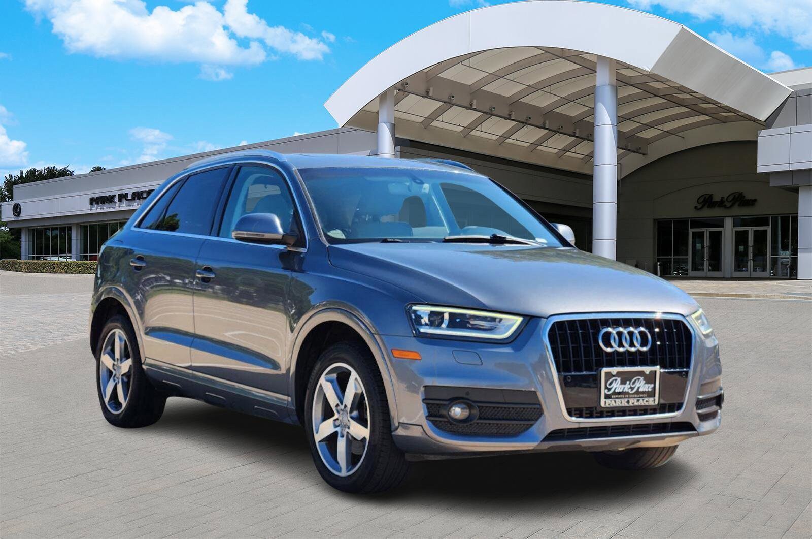 2015 Audi Q3 Premium Plus photo 2