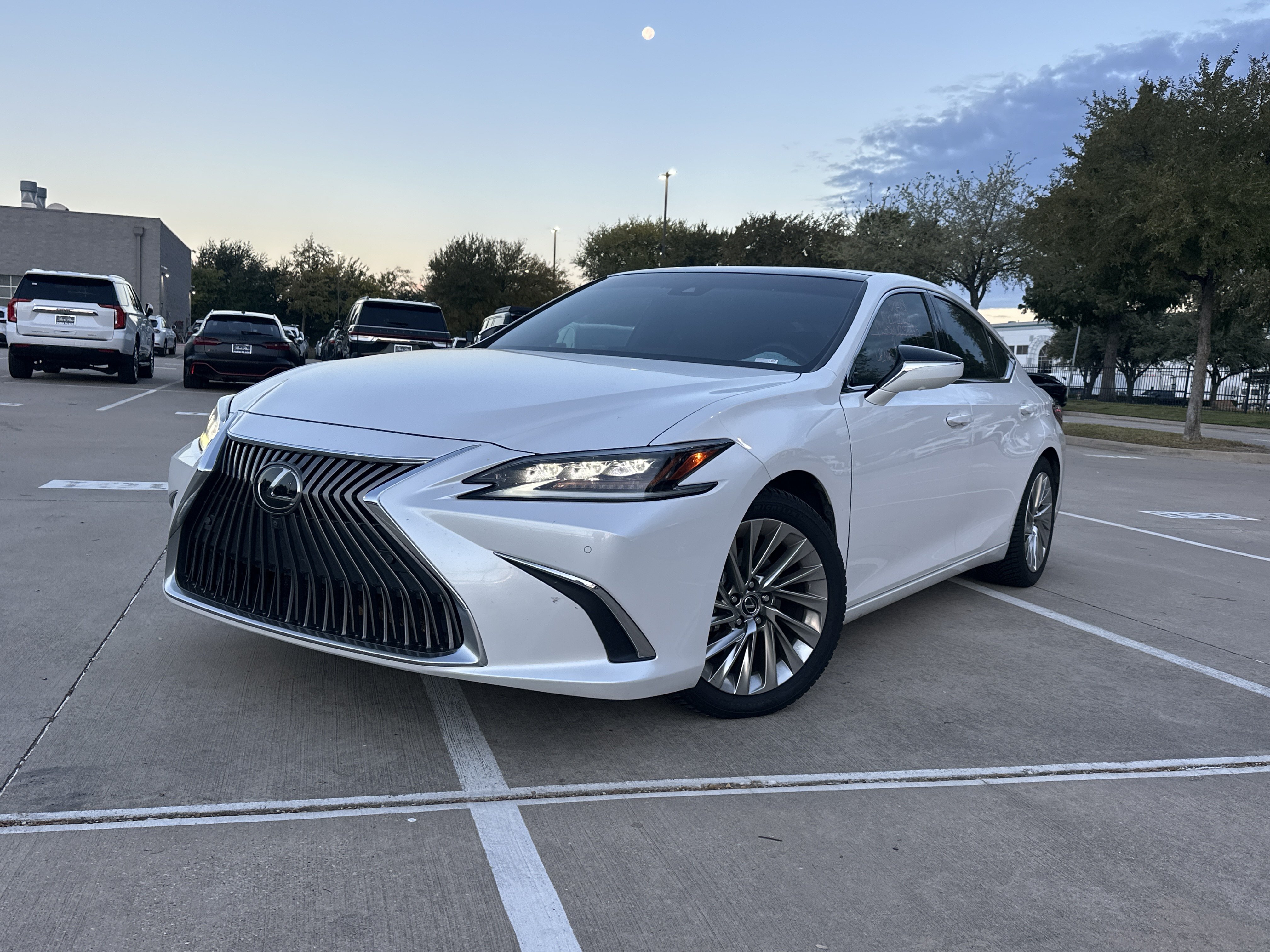 Used 2021 Lexus ES 350 Ultra Luxury Sedan