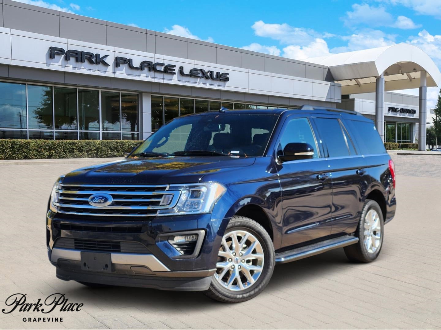 2021 Ford Expedition XLT's photo