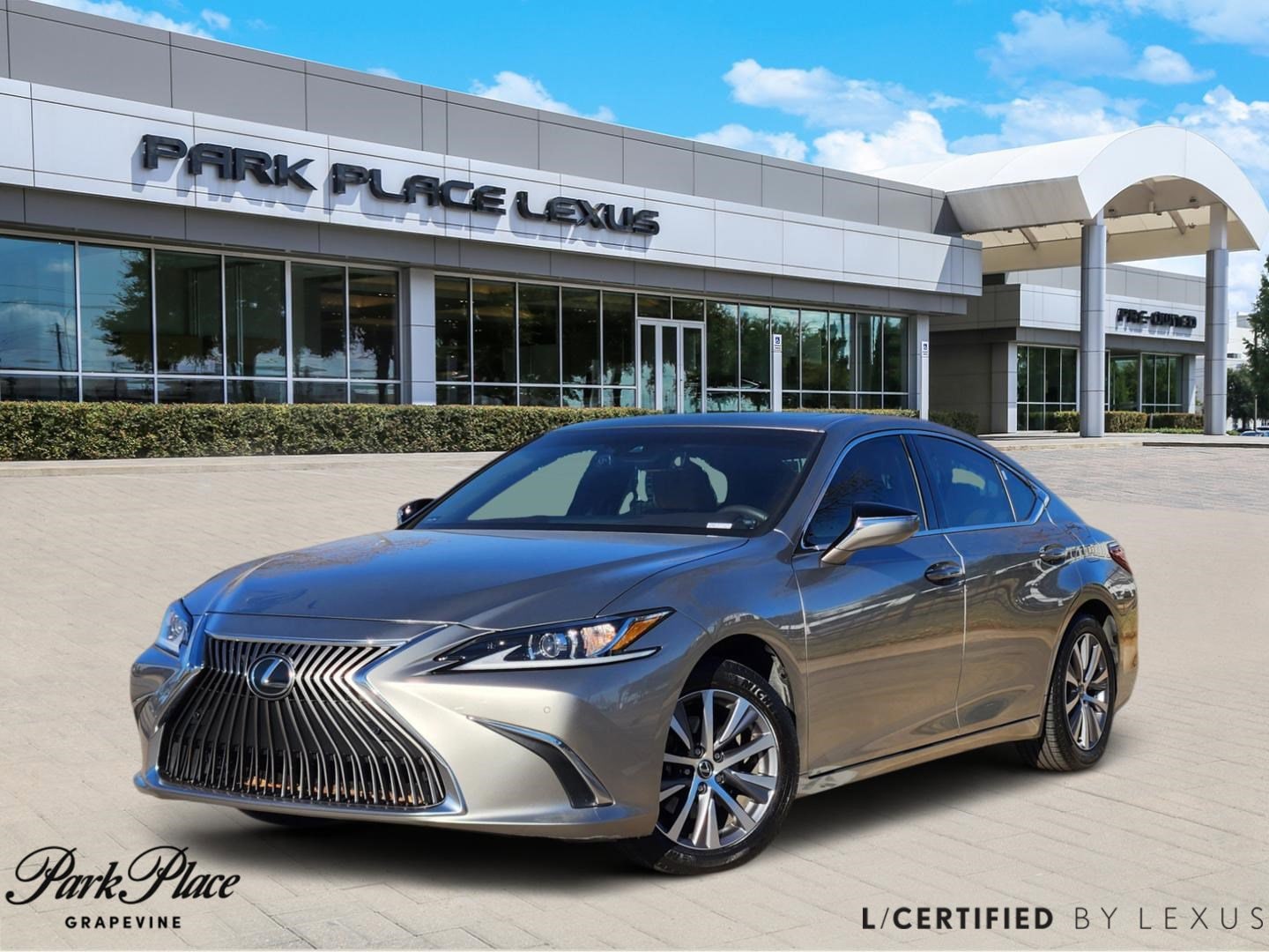 2020 Lexus ES 350's photo