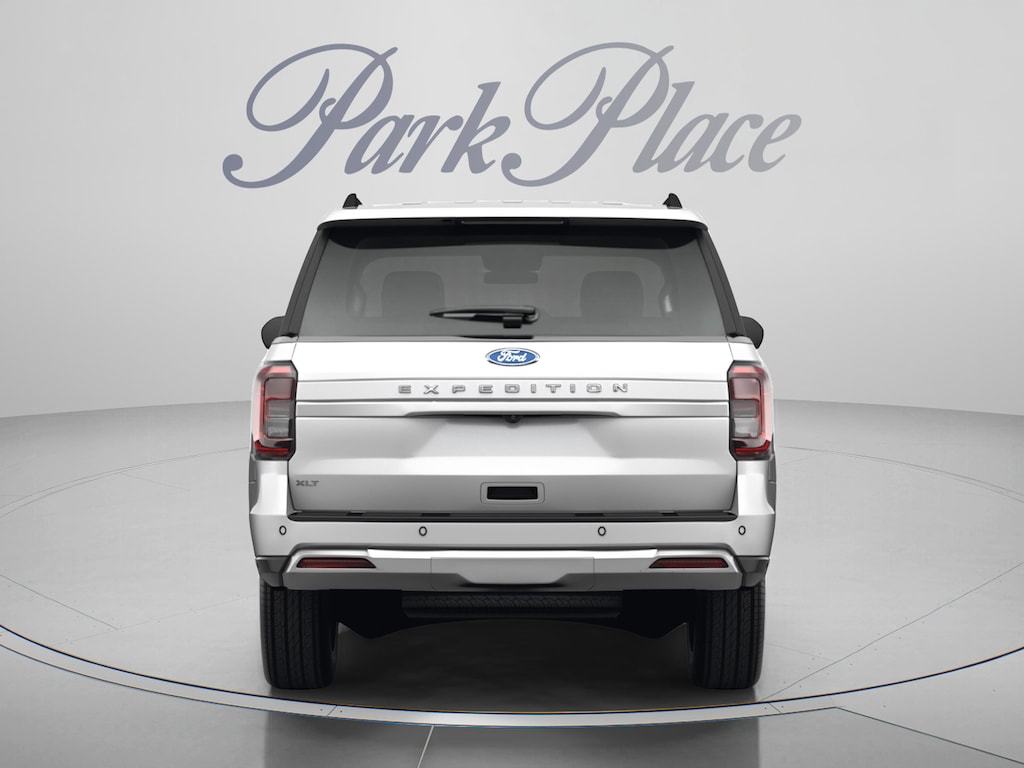 Used 2023 Ford Expedition XLT SUV