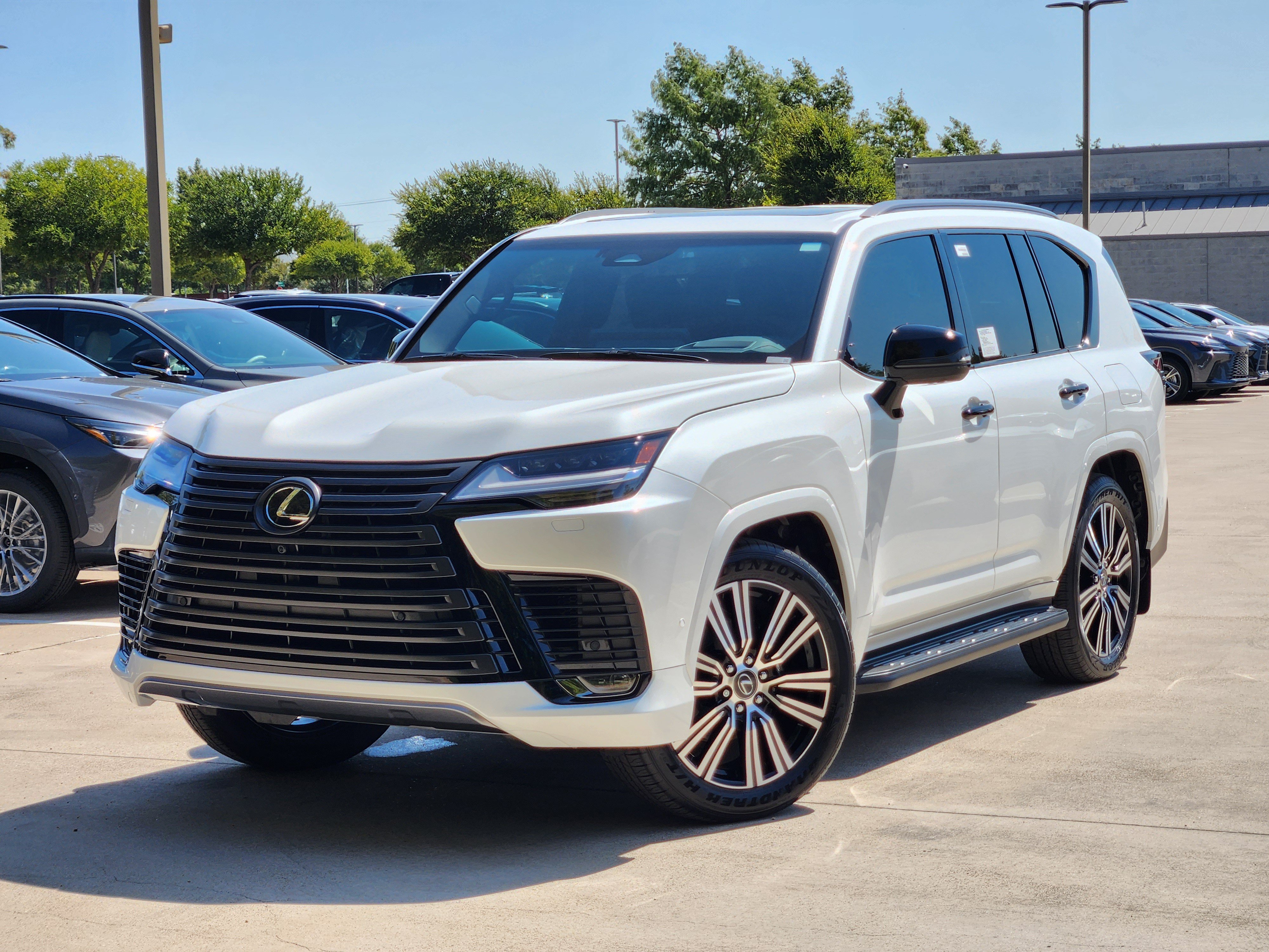 2026 LEXUS LX 700h Luxury SUV