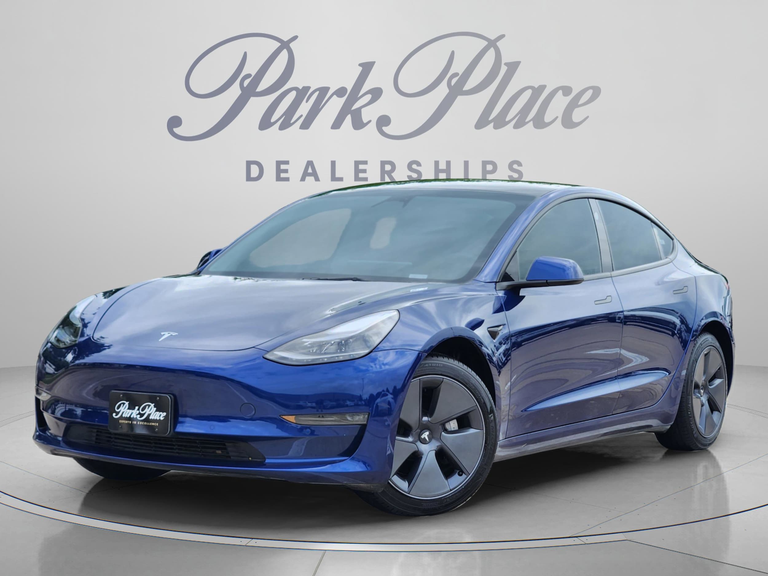 2022 Tesla Model 3 Long Range Dual Motor All-Wheel Drive's photo