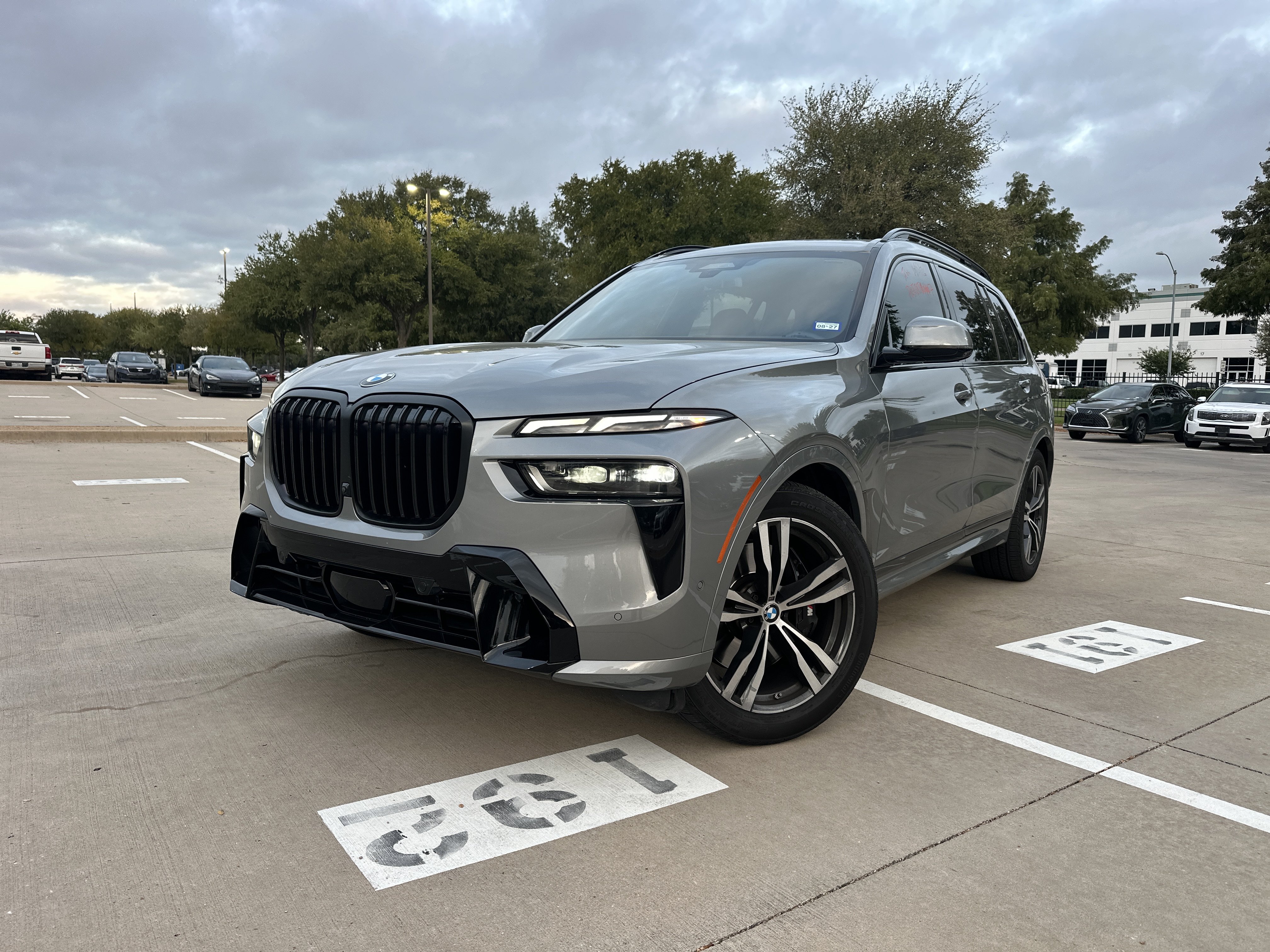 2024 BMW X7