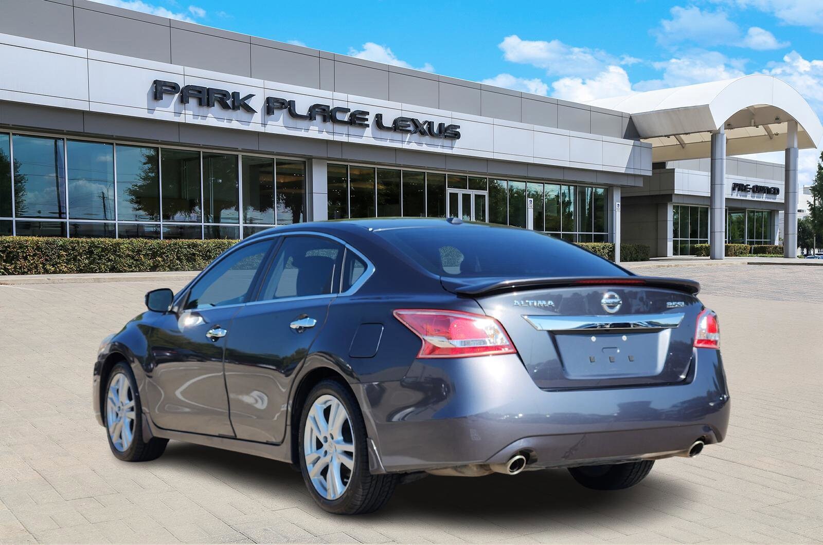 2013 Nissan Altima 3.5 SL photo 4