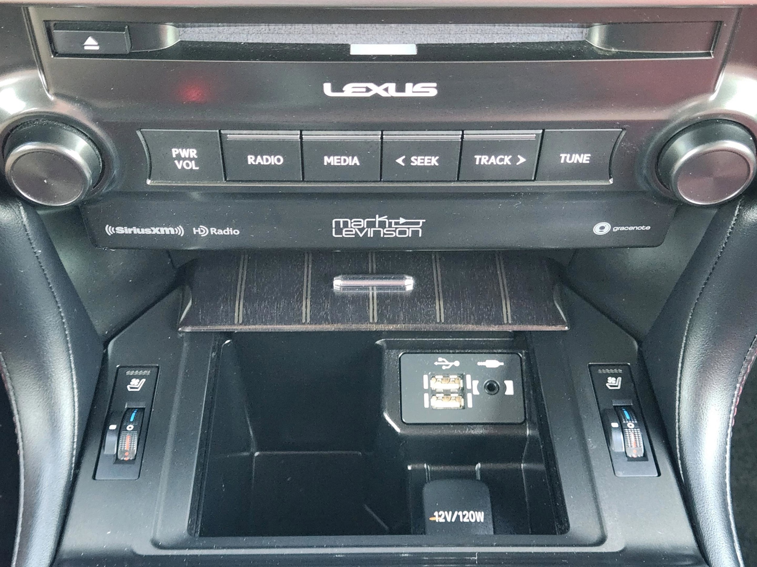 2023 Lexus GX LUXURY - Photo 14