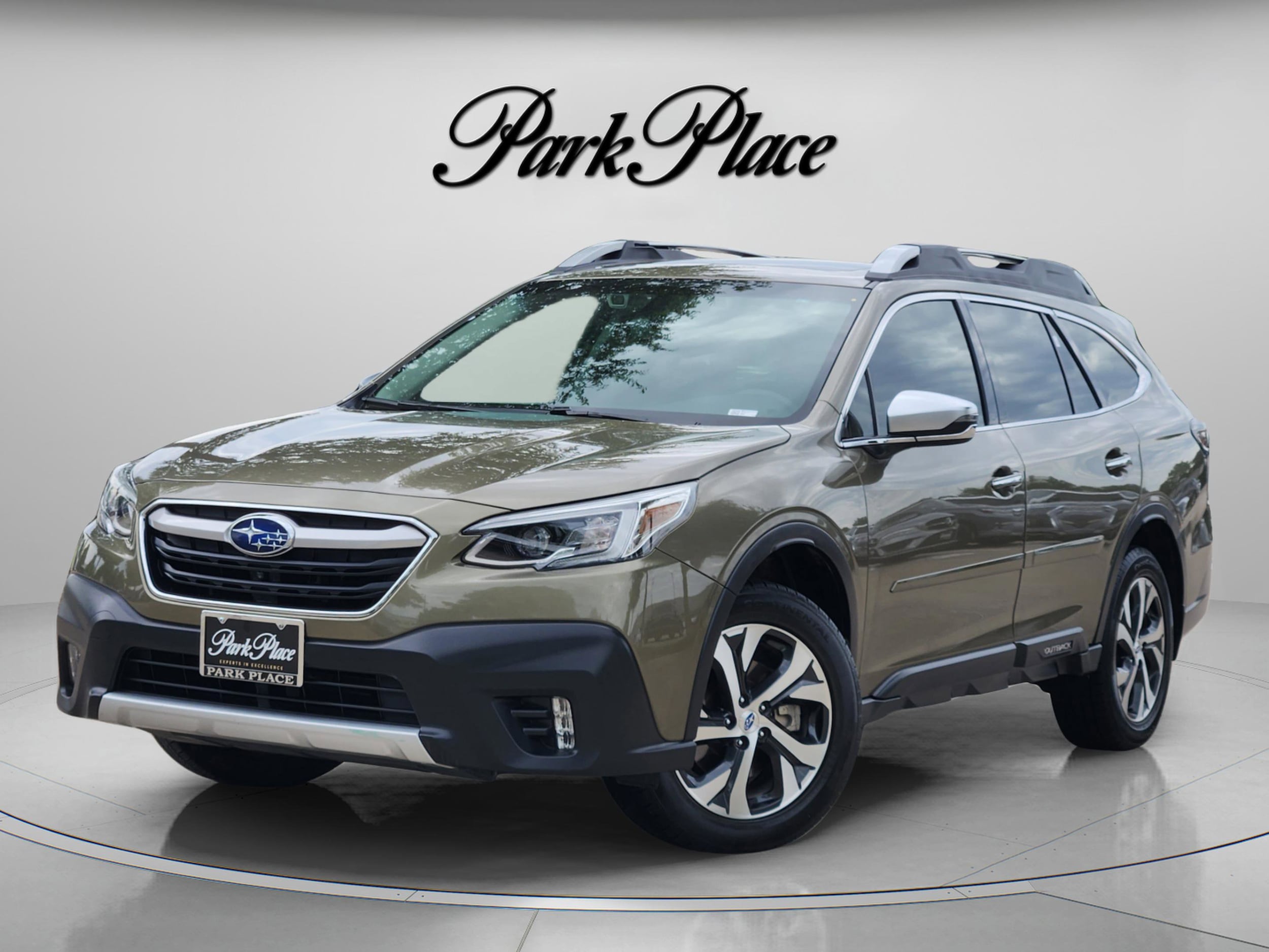 2020 Subaru Outback Touring's photo