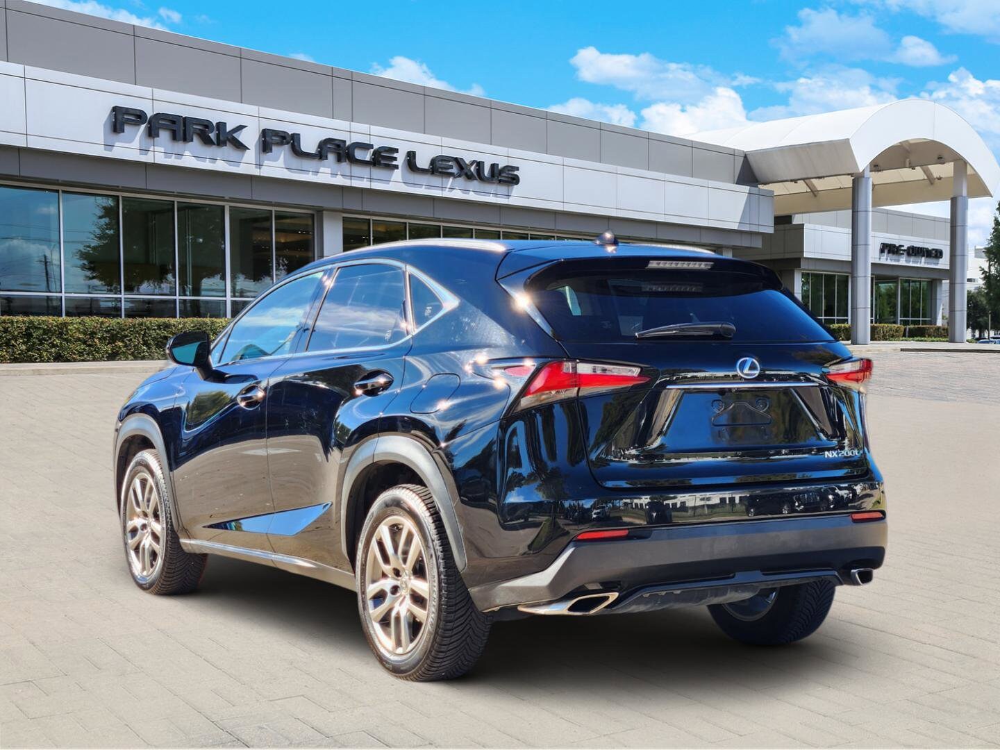 2016 Lexus NX 200t Luxury photo 2