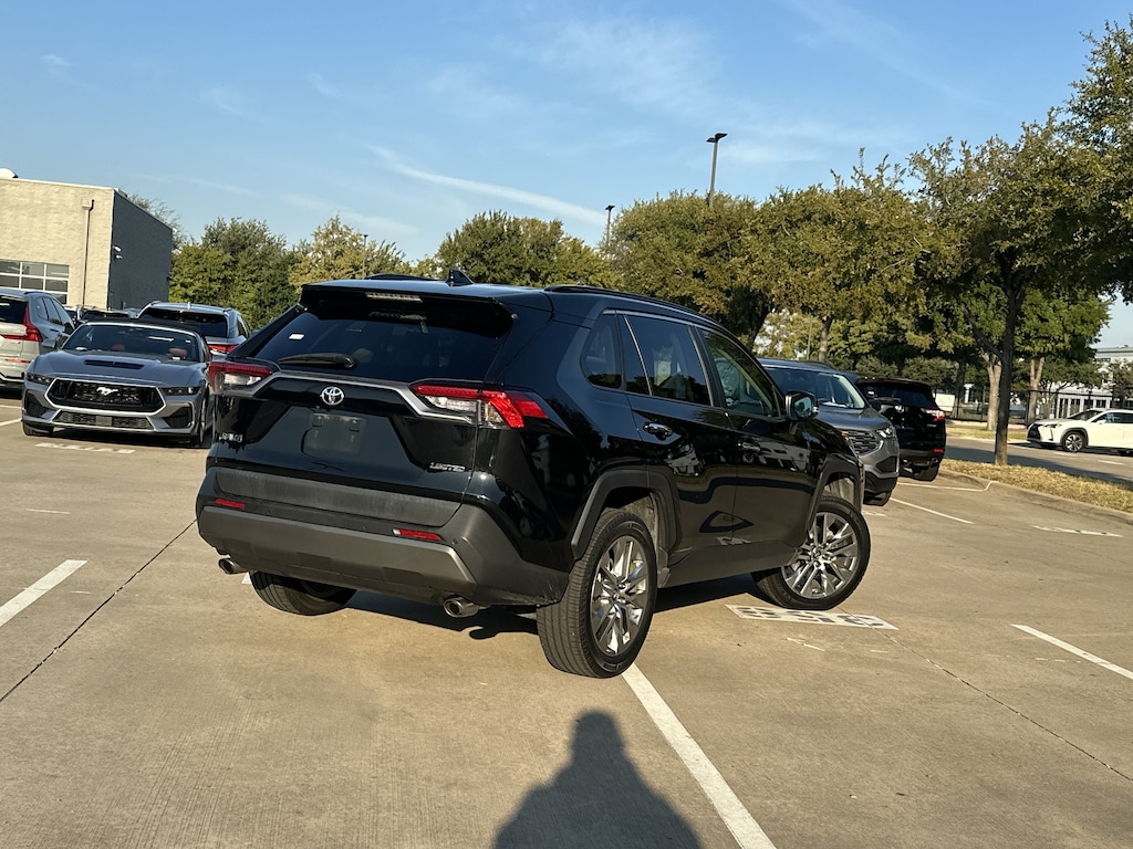 Used 2019 Toyota RAV4 Limited SUV