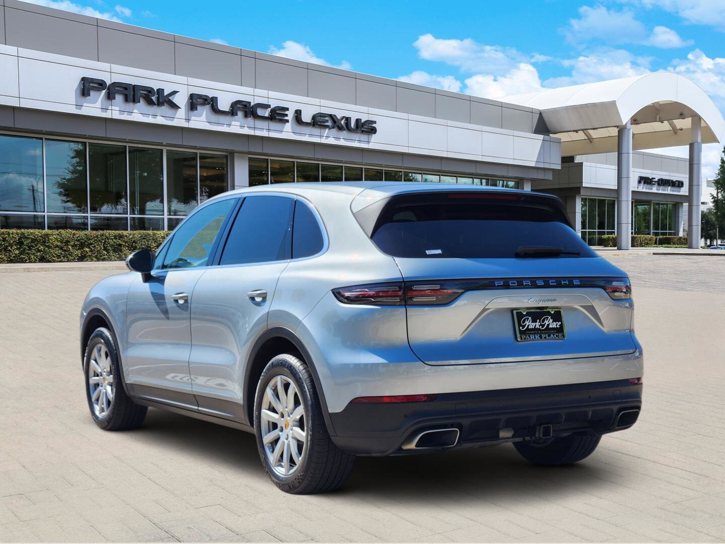 2020 Porsche Cayenne photo 4