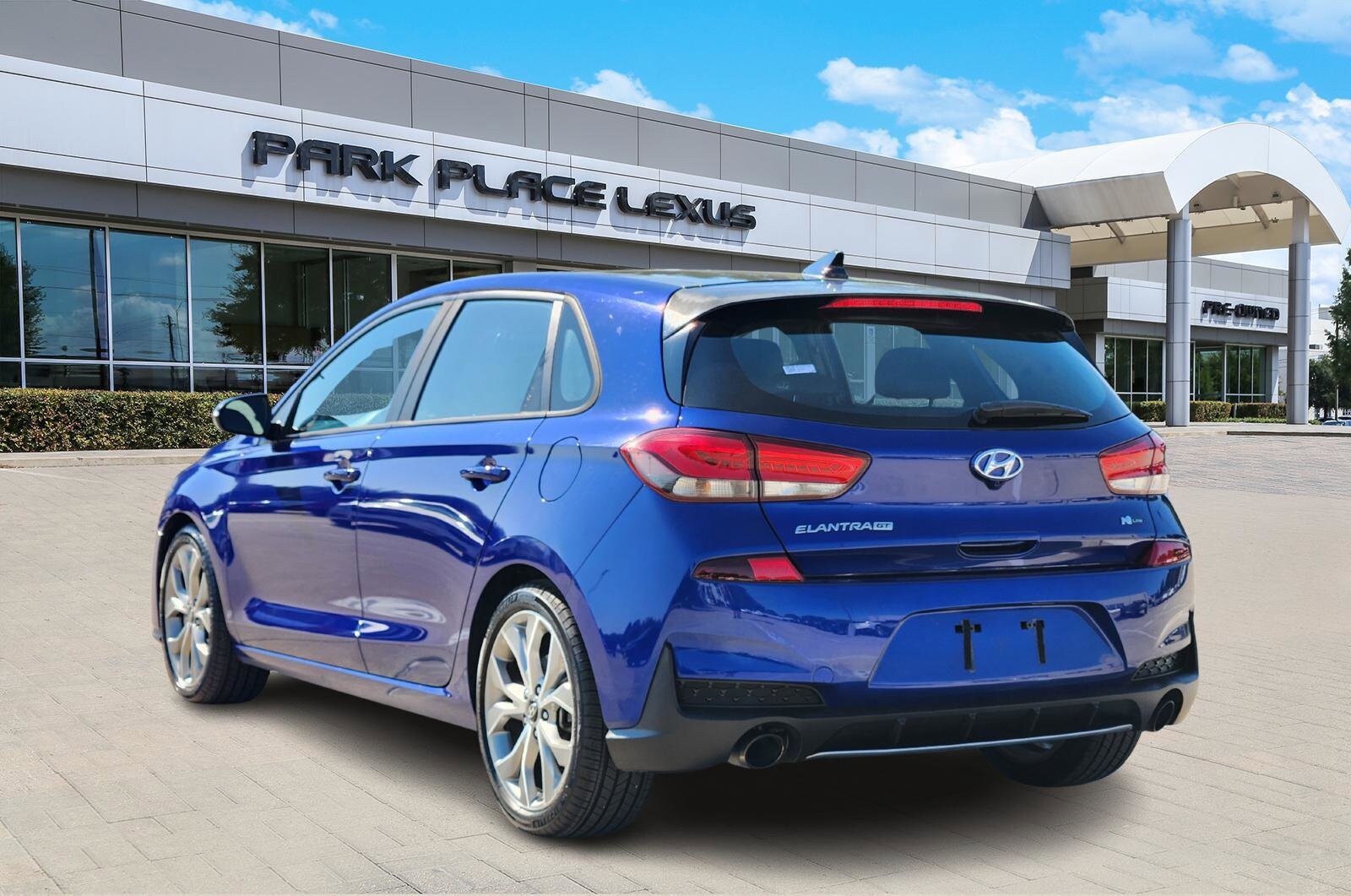 2019 Hyundai Elantra GT N Line photo 4