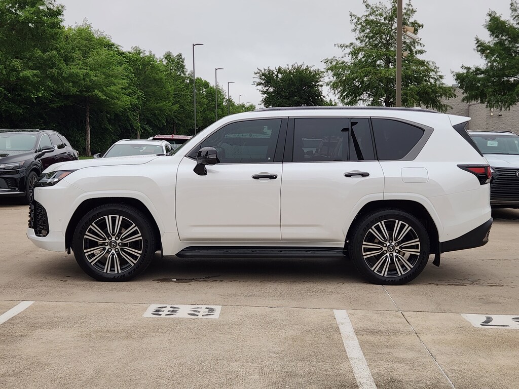 New 2026 Lexus LX 700h Luxury SUV