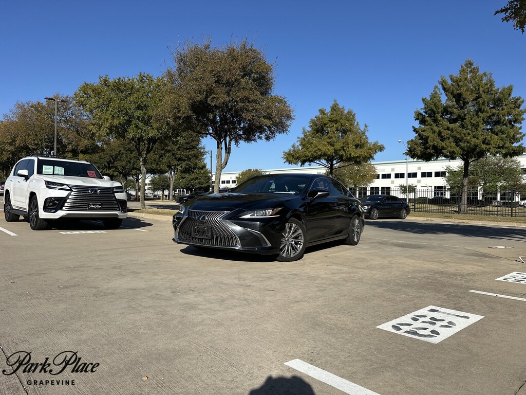 Used 2019 Lexus ES Sedan