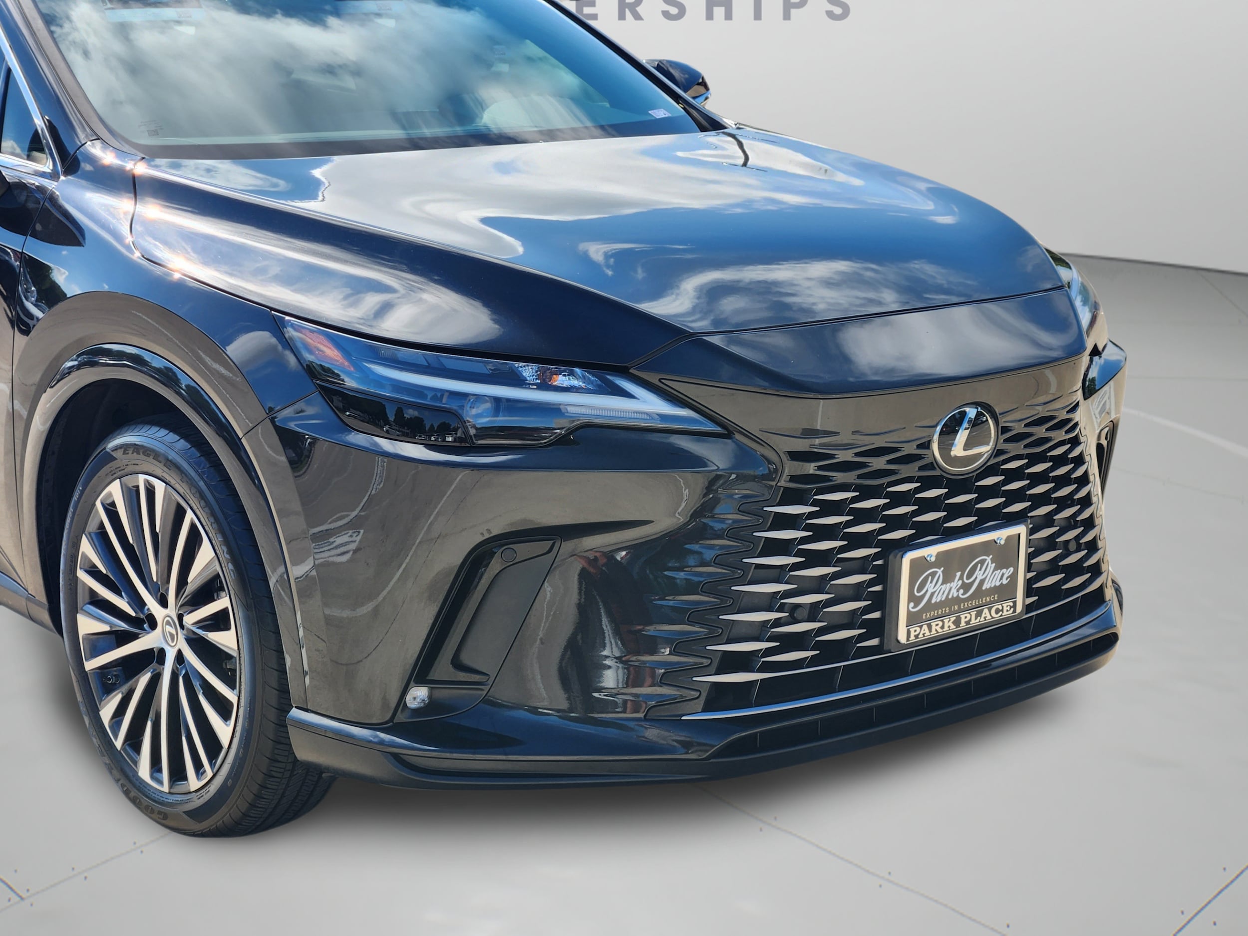 2023 Lexus RX 350 - Photo 37