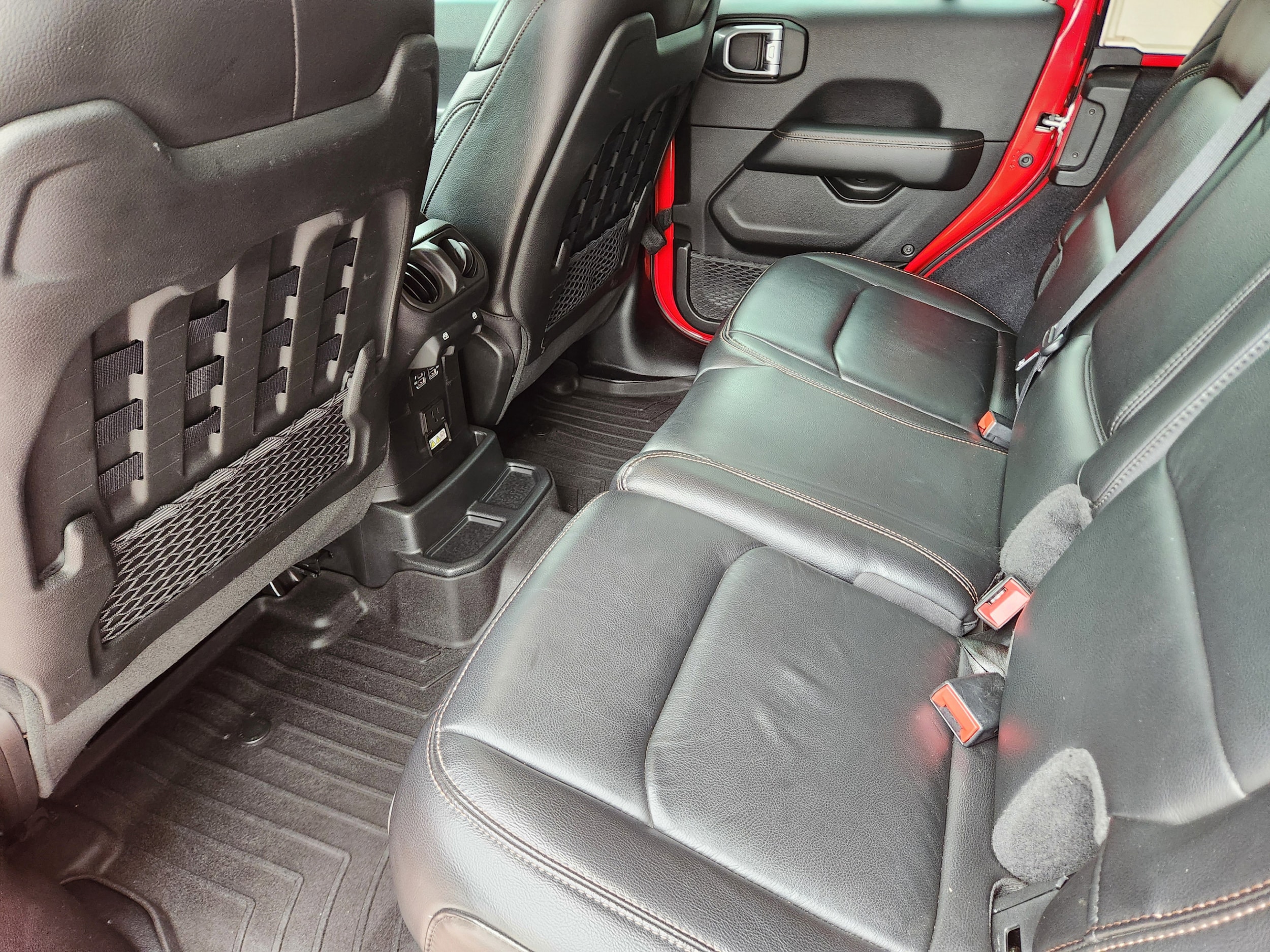 2023 Jeep Wrangler 4-Door Rubicon 392 - Photo 11