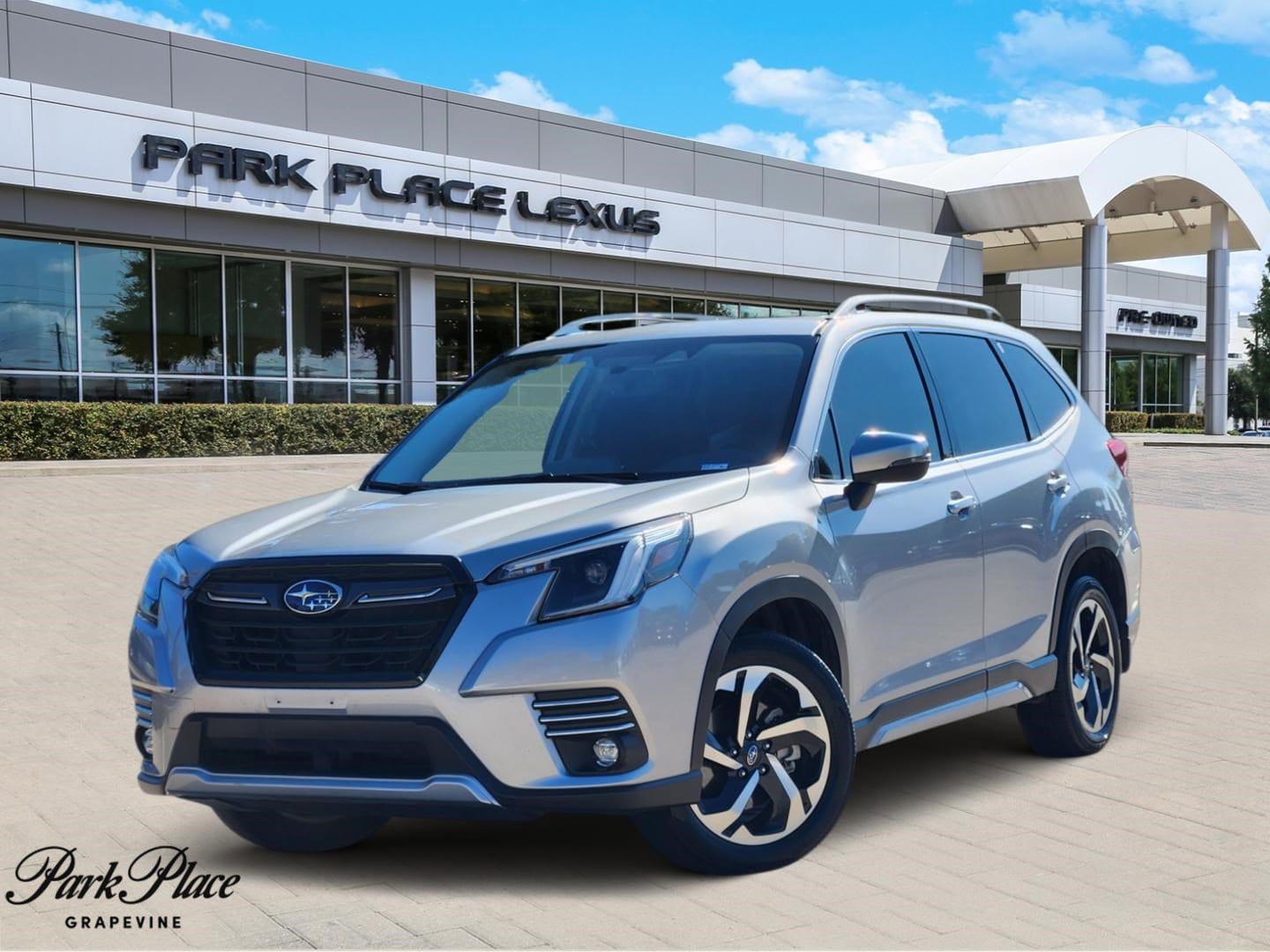 2023 Subaru Forester Touring's photo