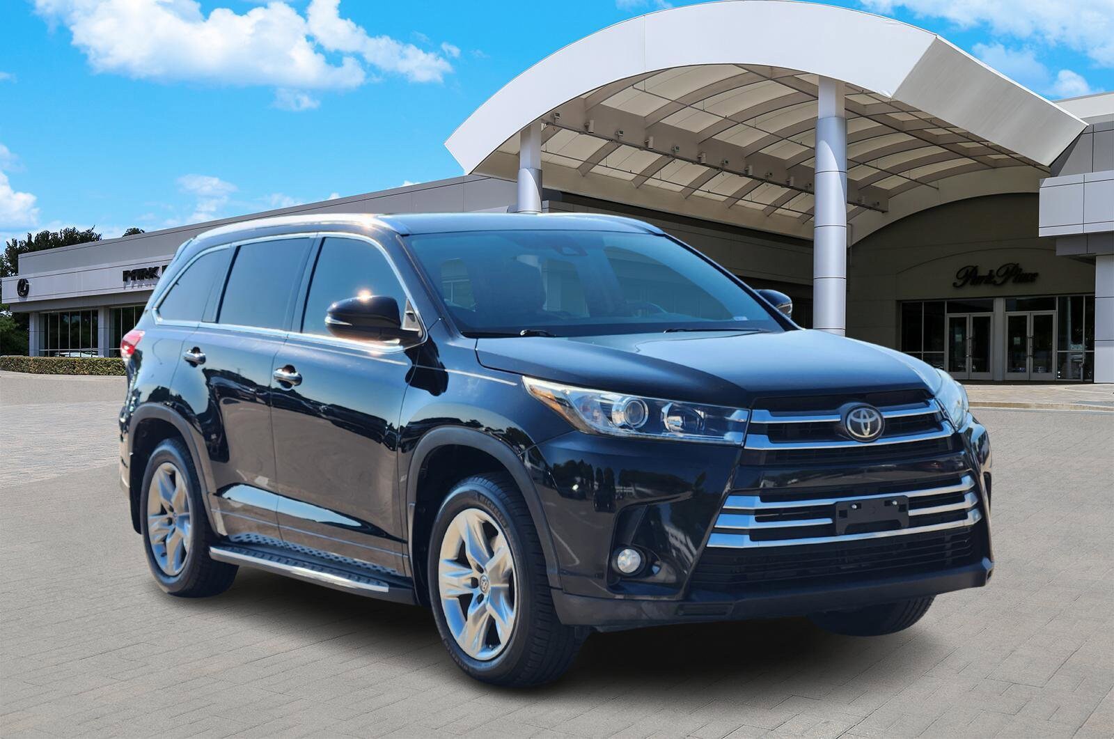 2017 Toyota Highlander Limited Platinum photo 2