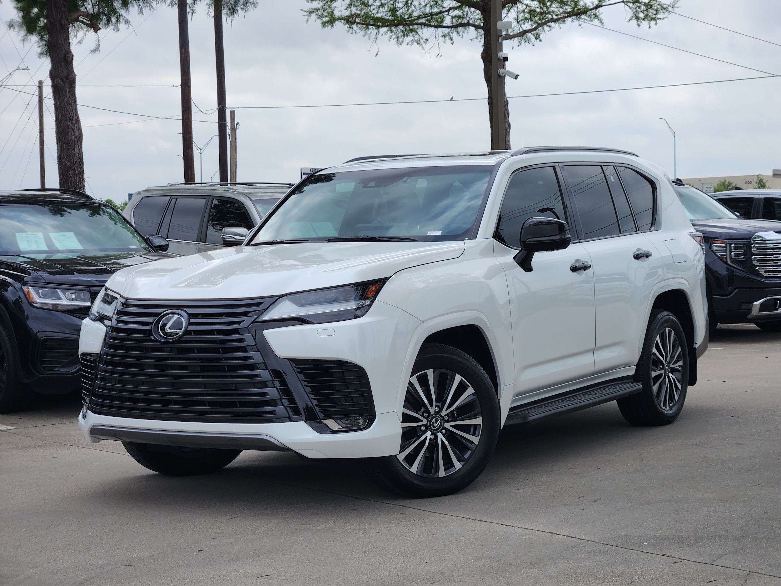 2024 Lexus LX