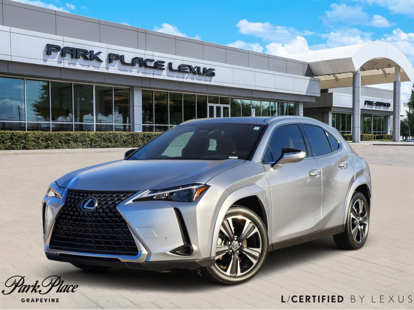 2025 Lexus UX Hybrid 300h Premium's photo