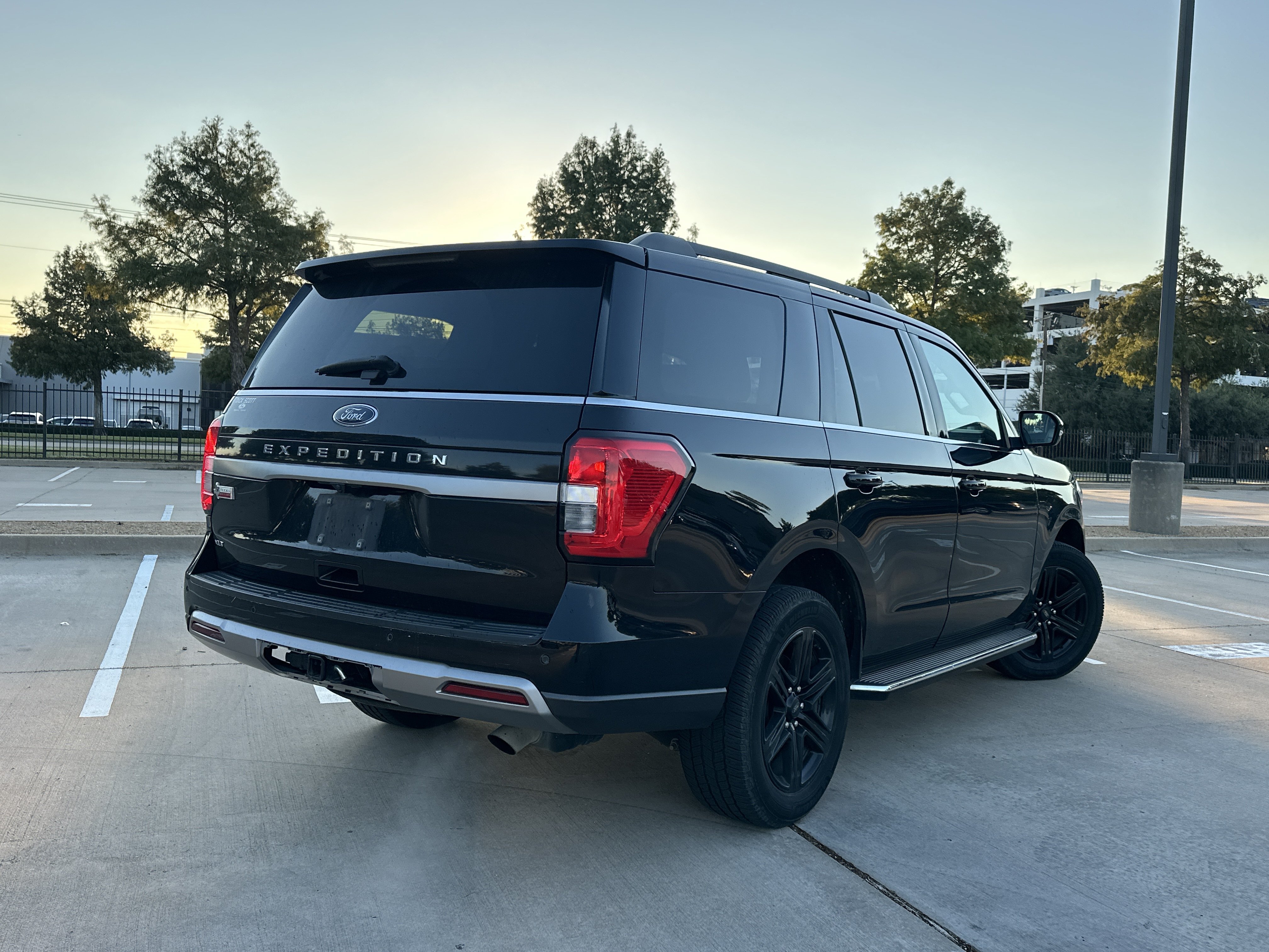 Used 2023 Ford Expedition XLT SUV