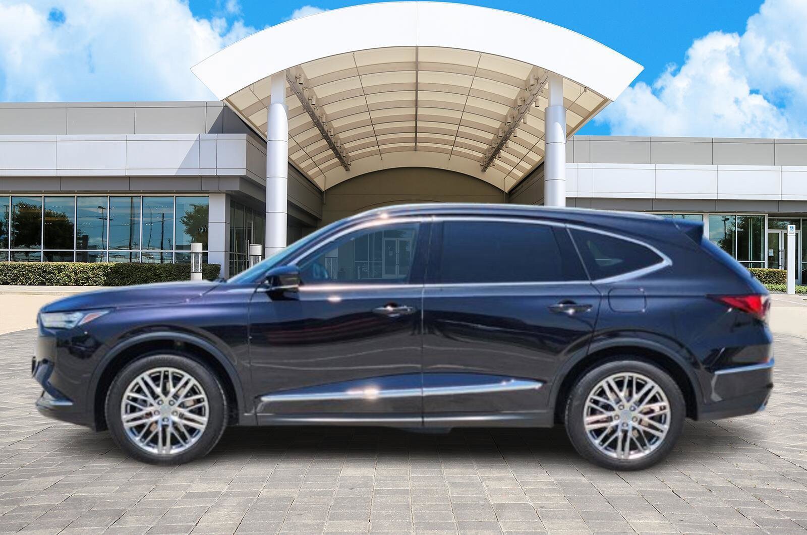 2023 Acura MDX SH-AWD Advance photo 2
