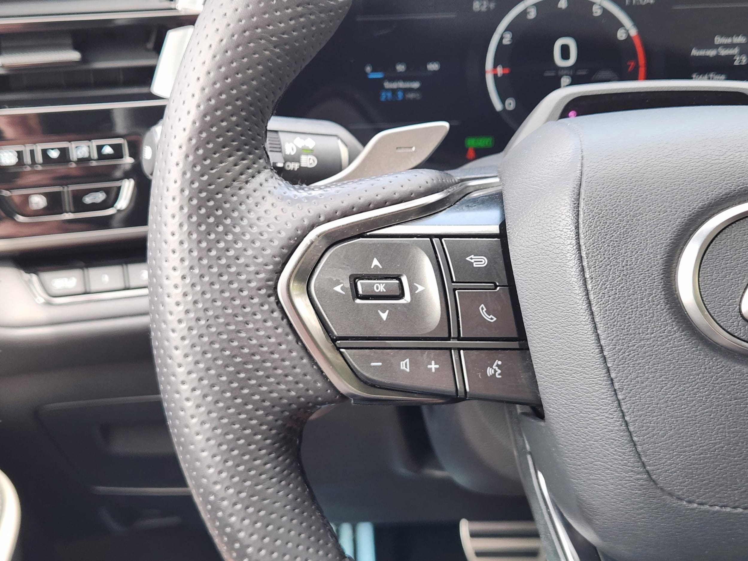 2024 Lexus TX Hybrid 500h - Photo 10