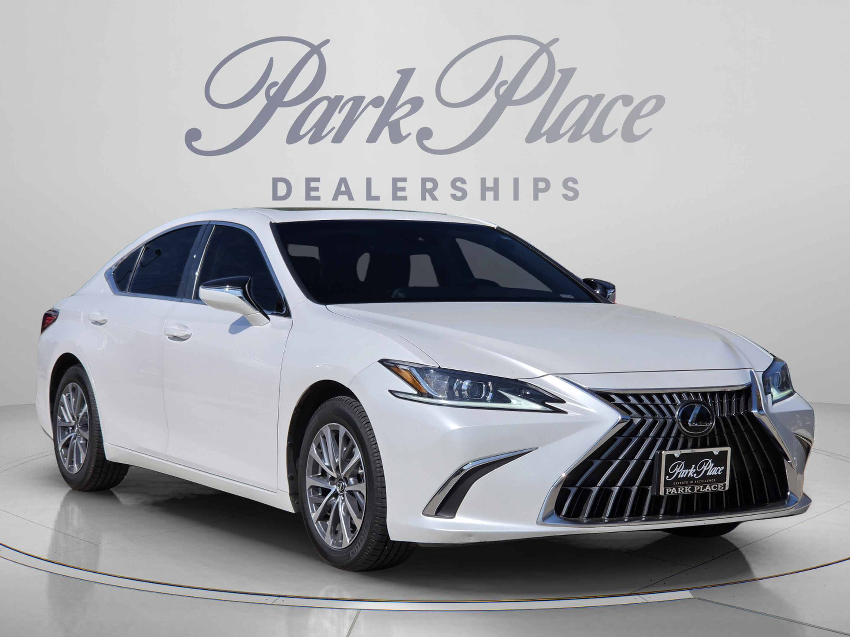 Certified 2023 Lexus ES 350 with Safety System Plus Sedan