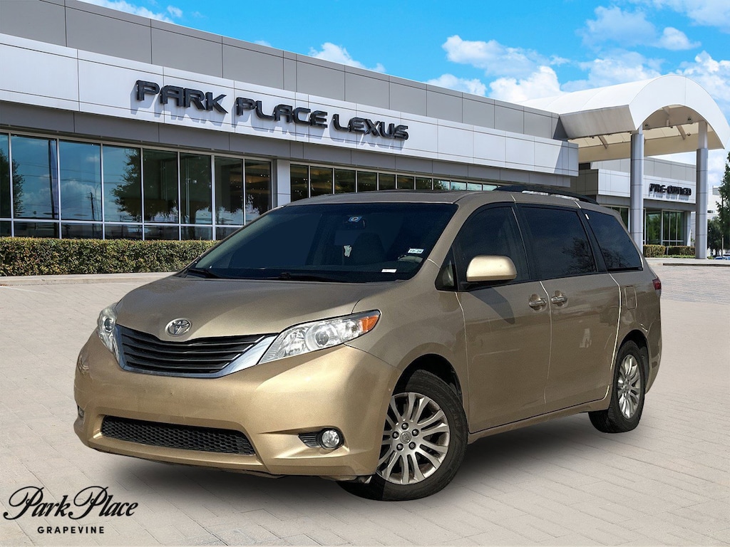 Used 2014 Toyota Sienna XLE Van