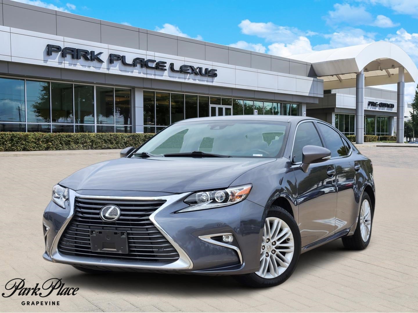 2017 Lexus ES 350's photo