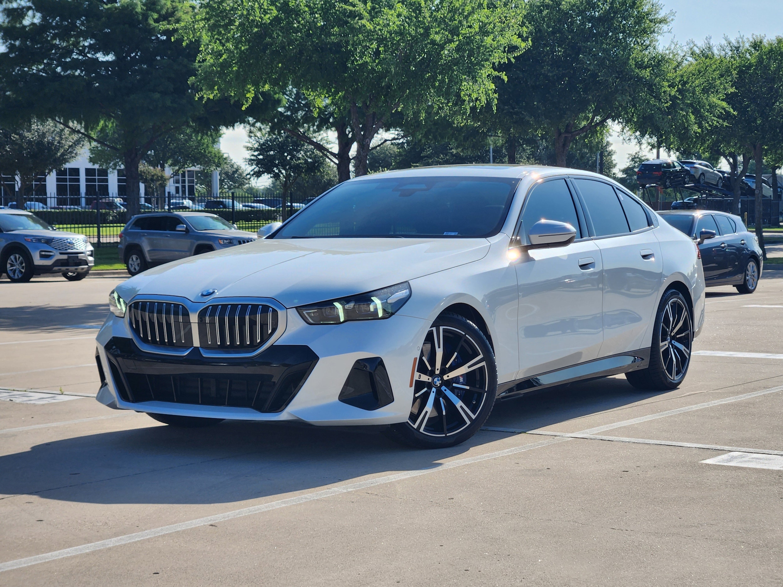 2026 BMW 5 Series 540i xDrive Sedan's photo